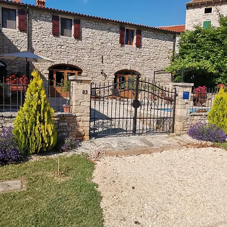 Rustica Holiday home Buje